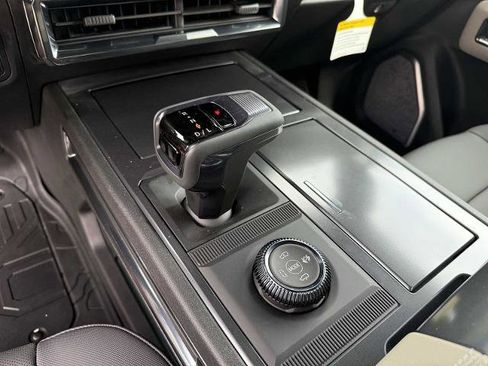 New 2026 GMC Hummer EV 2X image 12