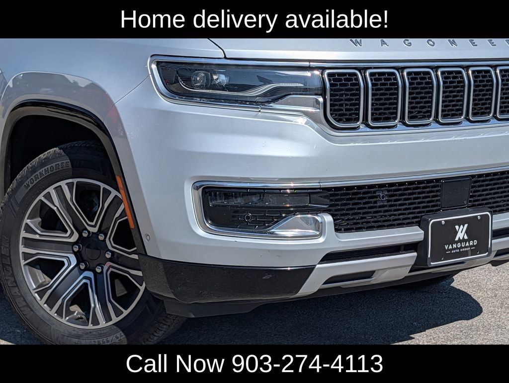 Used 2024 Jeep Wagoneer L Series II w/ Flexible Seating Group AWD/4WD image 10