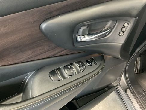 Used 2021 Nissan Murano Platinum image 17