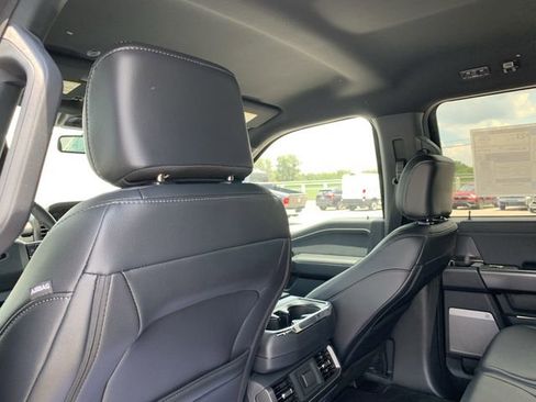 New 2025 Ford F150 Lariat w/ Equipment Group 501A Mid image 18