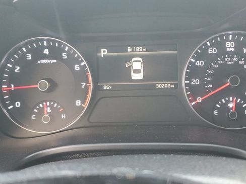 Certified 2023 Kia Forte LXS w/ LXS Technology Package FWD image 21