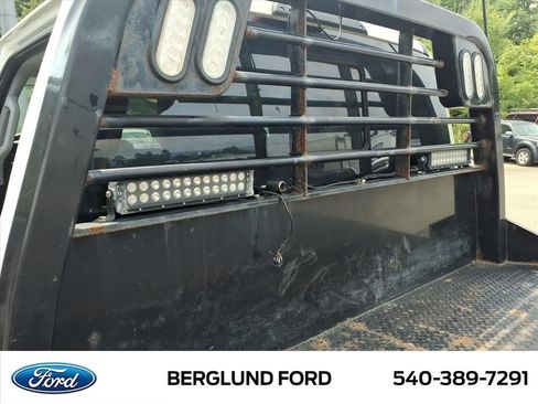 Used 2023 Ford F550 4x4 Crew Cab Super Duty image 17