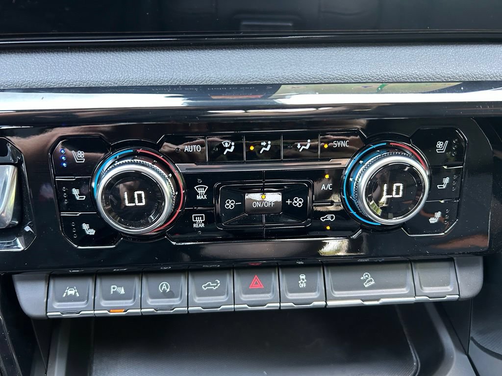 New 2026 GMC Sierra 1500 AT4 w/ Technology Package AWD/4WD image 53