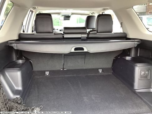 Used 2022 Toyota 4Runner SR5 Premium w/ Moonroof Package AWD/4WD image 8