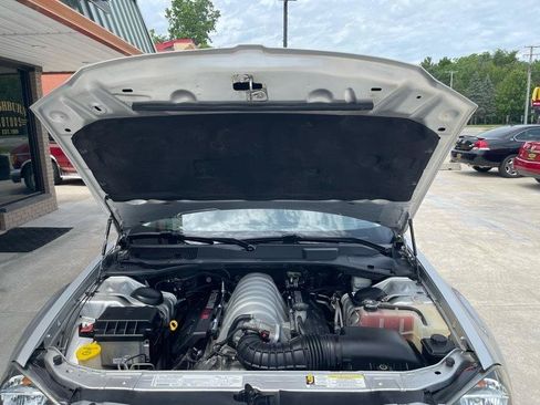 Used 2006 Dodge Magnum SRT8 w/ SRT Option Group III RWD image 56