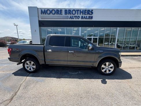Used 2015 Ford F150 Platinum w/ Equipment Group 701A Luxury AWD/4WD image 1