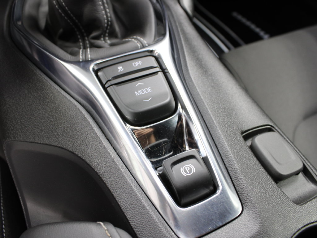 Used 2019 Chevrolet Camaro SS RWD image 50