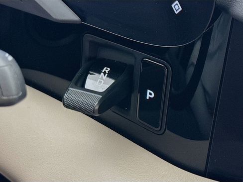 Certified 2022 Porsche Taycan 4S AWD/4WD image 20