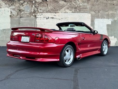 Used 1998 Ford Mustang GT RWD image 10