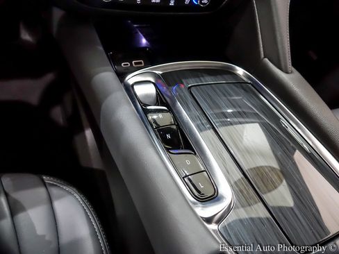 Used 2024 Buick Enclave Premium image 26