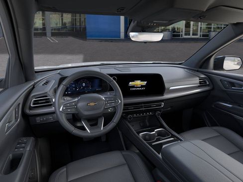 New 2026 Chevrolet Traverse LT w/ Driver Confidence Package FWD image 15
