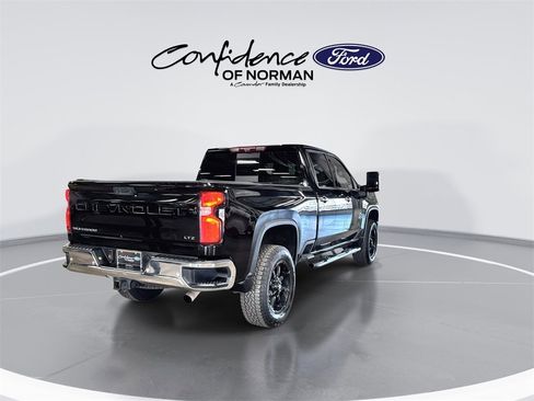 Used 2022 Chevrolet Silverado 2500 LTZ w/ LTZ Premium Texas Edition image 8