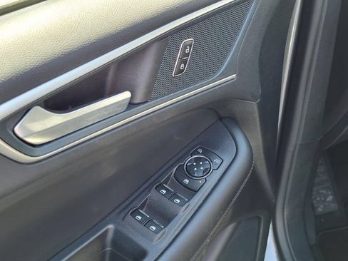Used 2024 Ford Edge SEL AWD/4WD image 22