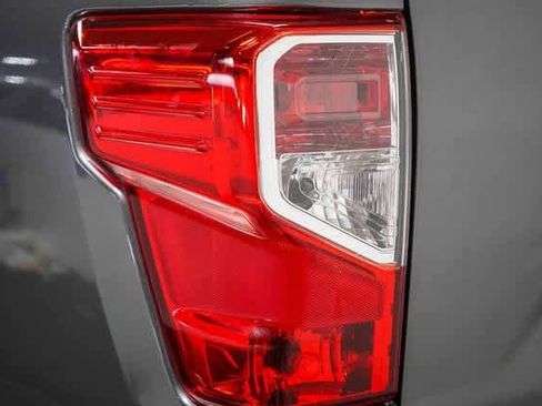 Used 2021 Nissan Titan S w/ S Utility Package image 12