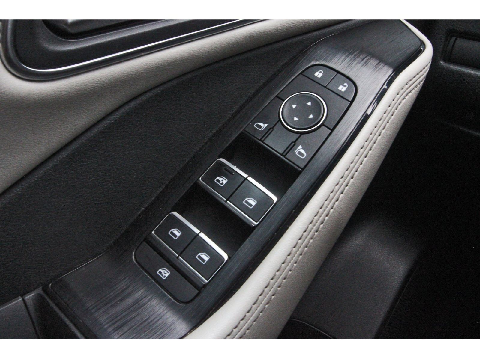 Used 2021 Nissan Rogue SL w/ Premium Package FWD image 22