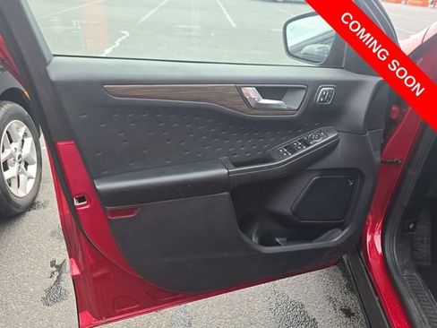 Used 2020 Ford Escape Titanium w/ Titanium Premium Package 2.0 AWD/4WD image 9