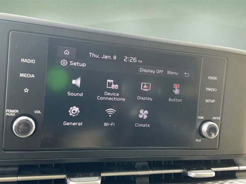 Used 2024 Kia Carnival LX image 30