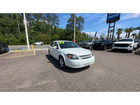 Used 2009 Chevrolet Cobalt LT w/ Preferred Equipment Group FWD image 2
