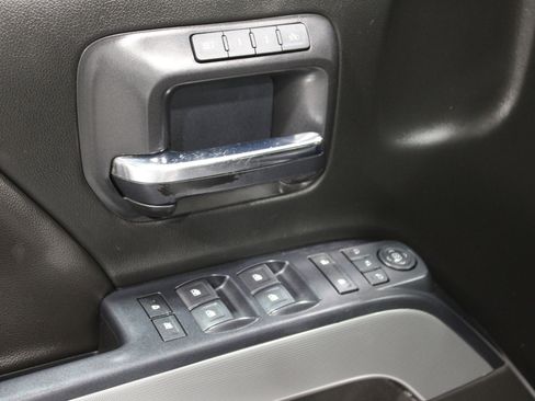 Used 2018 Chevrolet Silverado 1500 LTZ Z71 w/ LTZ Plus Package image 7