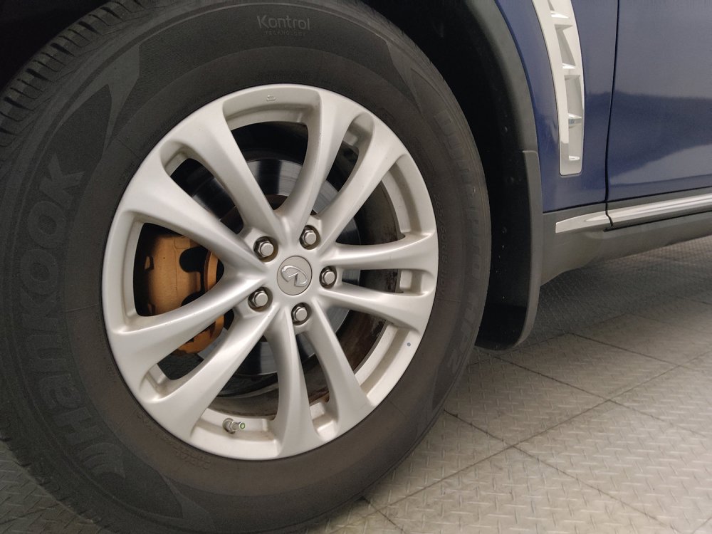Used 2015 INFINITI QX70 2WD w/ Premium Package image 31