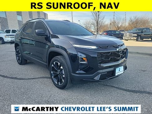 Used 2025 Chevrolet Equinox RS image 3
