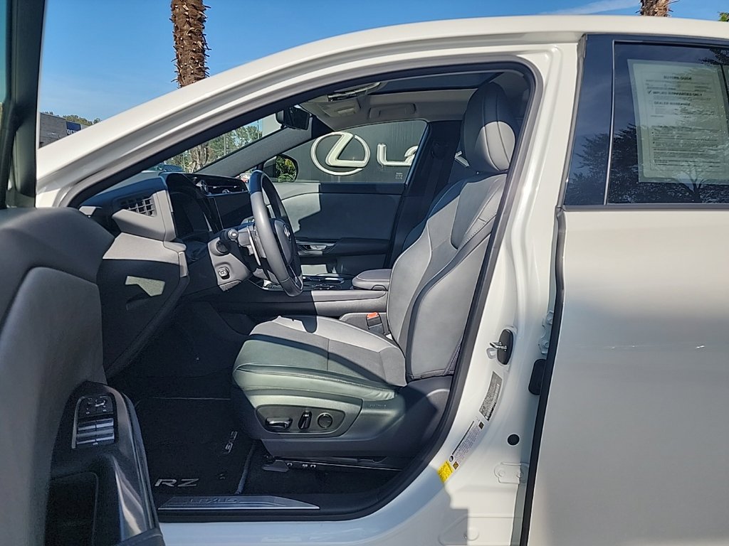 Certified 2024 Lexus RZ 450e Premium w/ Technology Package AWD/4WD image 8