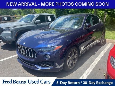 Used 2021 Maserati Levante S AWD/4WD image 3