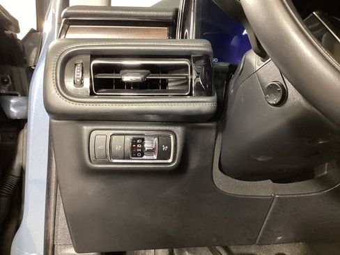 Used 2025 Lincoln Aviator Reserve w/ Illumination Package AWD/4WD image 12