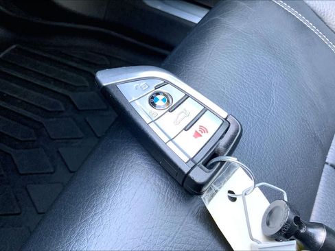 Used 2018 BMW 740i RWD image 15