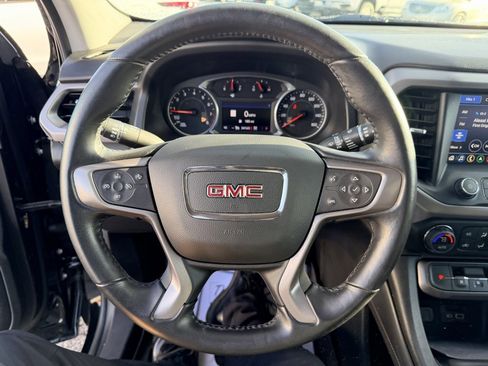 Used 2022 GMC Acadia AT4 image 15