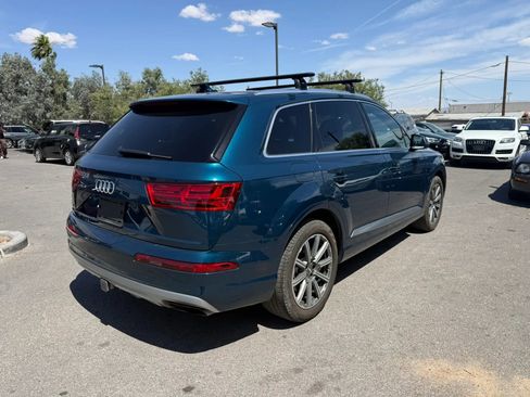 Used 2019 Audi Q7 3.0T Premium Plus w/ Premium Plus Package AWD/4WD image 2