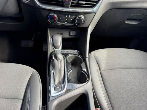 Used 2024 Buick Encore GX Preferred FWD image 16