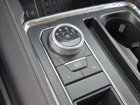 Certified 2024 Ford Expedition Max XLT image 24