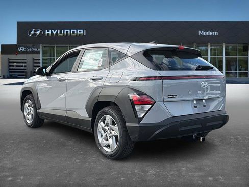 New 2026 Hyundai Kona SE image 4
