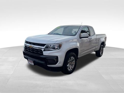 Used 2022 Chevrolet Colorado LT w/ Fleet Safety Package image 3