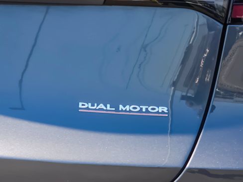 Used 2022 Tesla Model Y Performance AWD/4WD image 26
