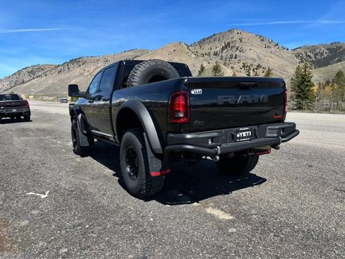 New 2025 RAM 2500 Big Horn AWD/4WD image 7