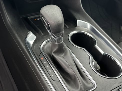 Certified 2023 Chevrolet Traverse LT image 30