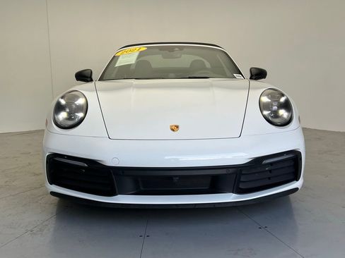 Certified 2021 Porsche 911 Targa 4S AWD/4WD image 34