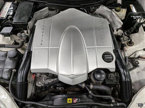 Used 2005 Chrysler Crossfire Limited image 17