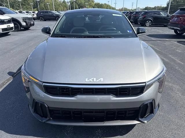 Certified 2025 Kia K4 GT-Line Turbo FWD image 2