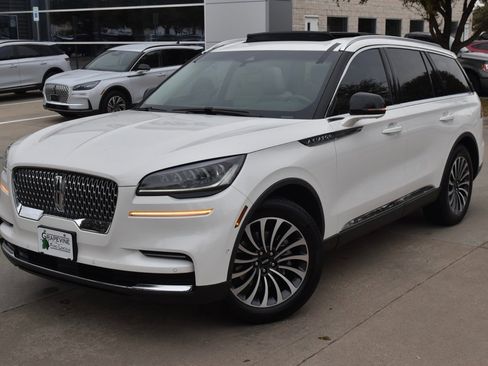 Certified 2023 Lincoln Aviator Reserve w/ Elements Package Plus image 43