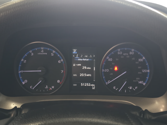 Used 2018 Toyota RAV4 LE w/ All Weather Liner Package FWD image 17