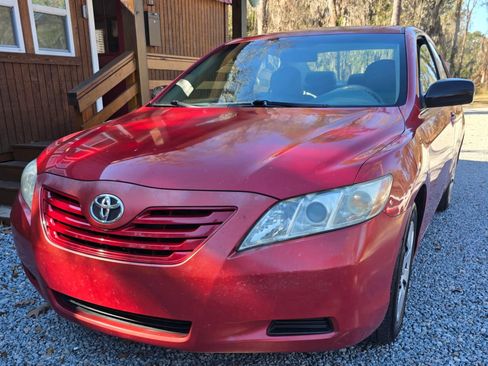 Used 2007 Toyota Camry LE image 1