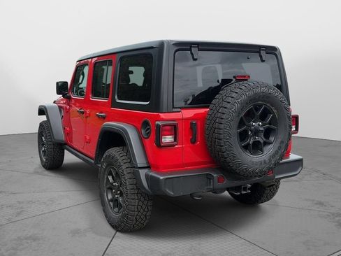 Used 2025 Jeep Wrangler Unlimited Sport AWD/4WD image 6
