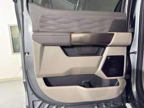 Used 2026 Ford F250 Platinum w/ Platinum Plus Package image 13