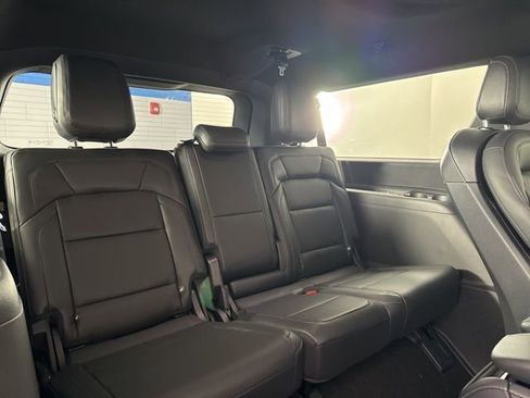 New 2025 Lincoln Navigator L Reserve w/ Jet Appearance Package image 27