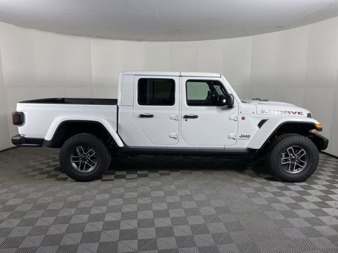 New 2026 Jeep Gladiator Mojave AWD/4WD image 6