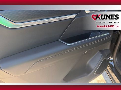 Used 2024 GMC Acadia Elevation AWD/4WD image 32