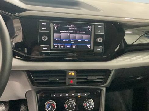 Certified 2024 Volkswagen Taos S AWD/4WD image 21